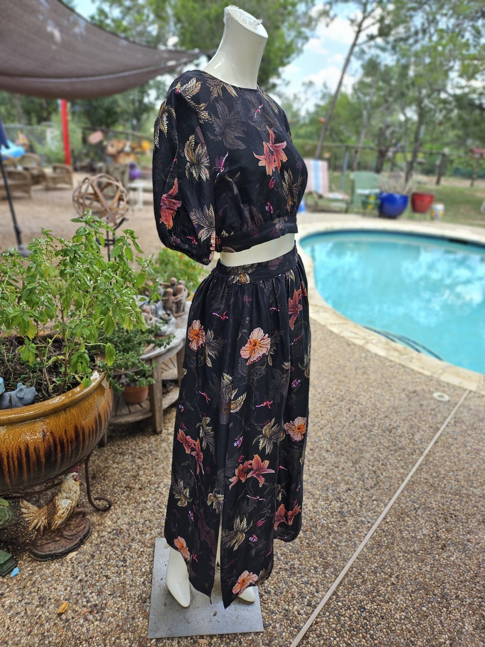 AllSaints Asta Viviana Black Silk Linen Blend Maxi Skirt (8) & Blouse (6) Set - Picture 2 of 16